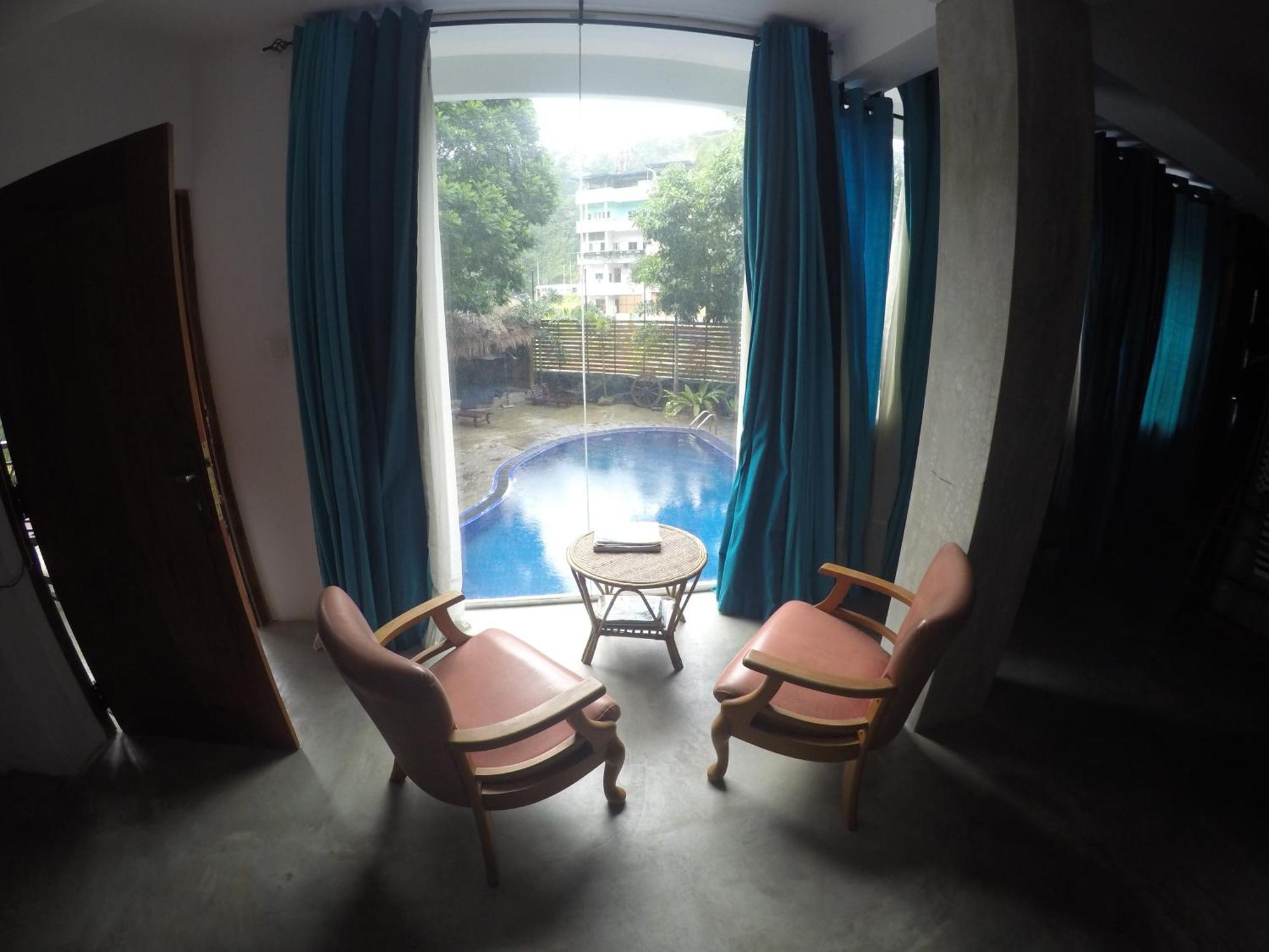 Hotel Sunray Канди Екстериор снимка
